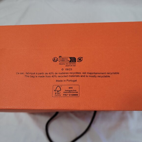 Hermes Gift Bag Logo Storage Decorative Crafting 11.5 x 11.5 x 4.75 in - Picture 9 of 14